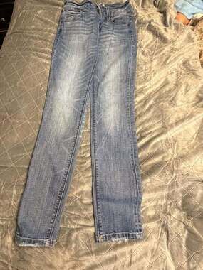Daytrip Virgo Ankle Skinny Jeans Size 26 Distressed Light Wash